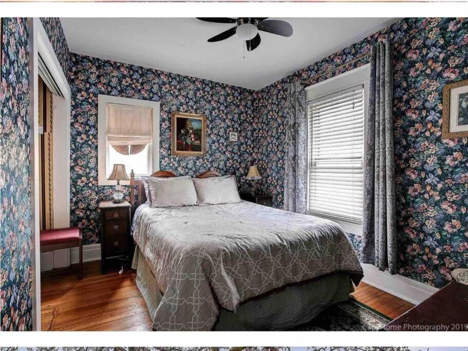 Adorable 2-Bedroom Unit With Jacuzzi Beside Falls ไนแอการาฟอลส์ ภายนอก รูปภาพ